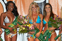 Hooters Houston Regional Swimsuit Pageant - 05.08.2011